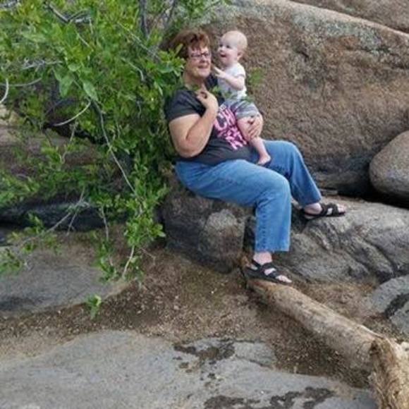 Meet your Posher, Pamela - Picture 1 of 1